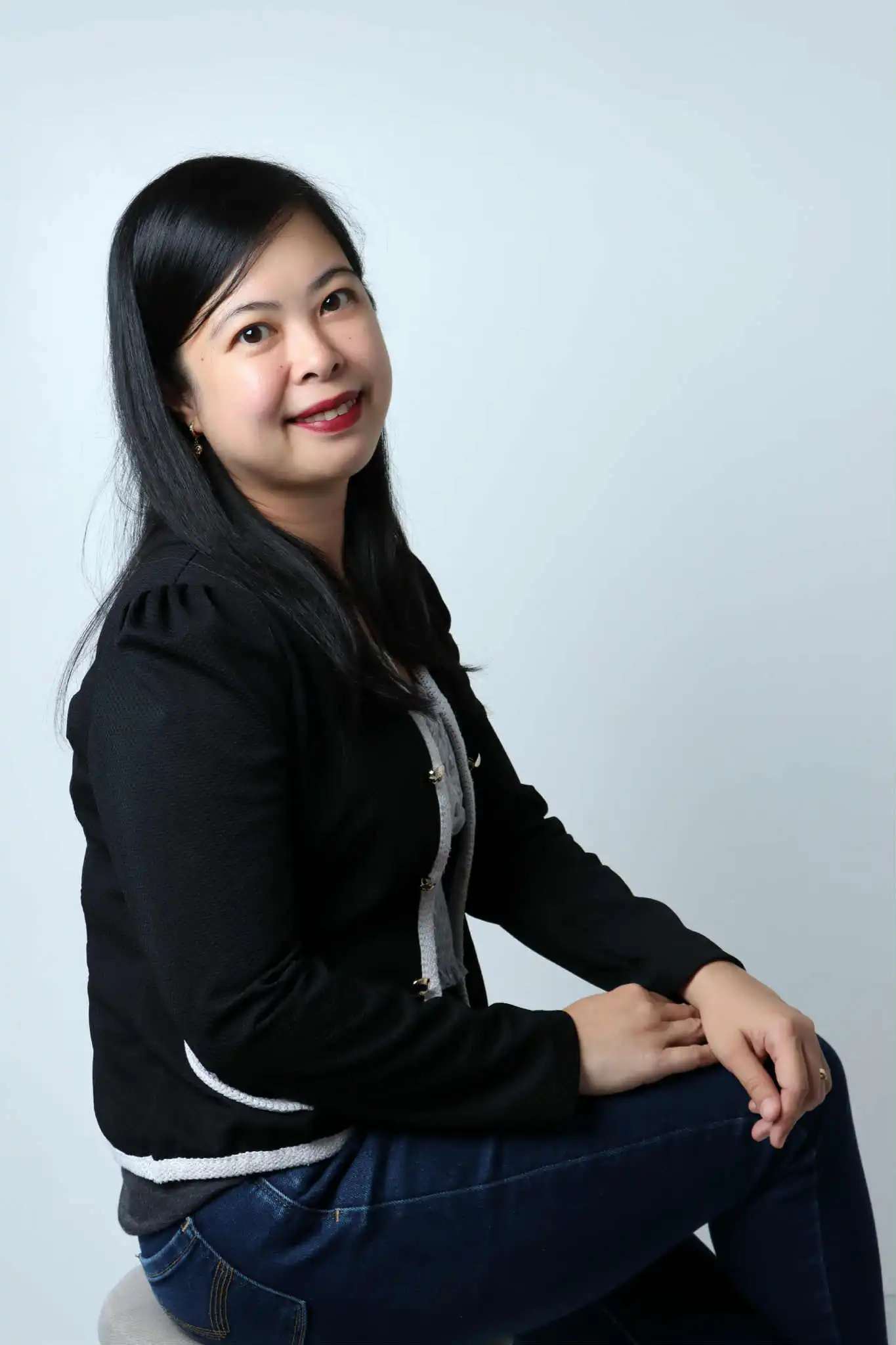 Hire Leda Perez Professional SEO Specialist Consultant in Philippines